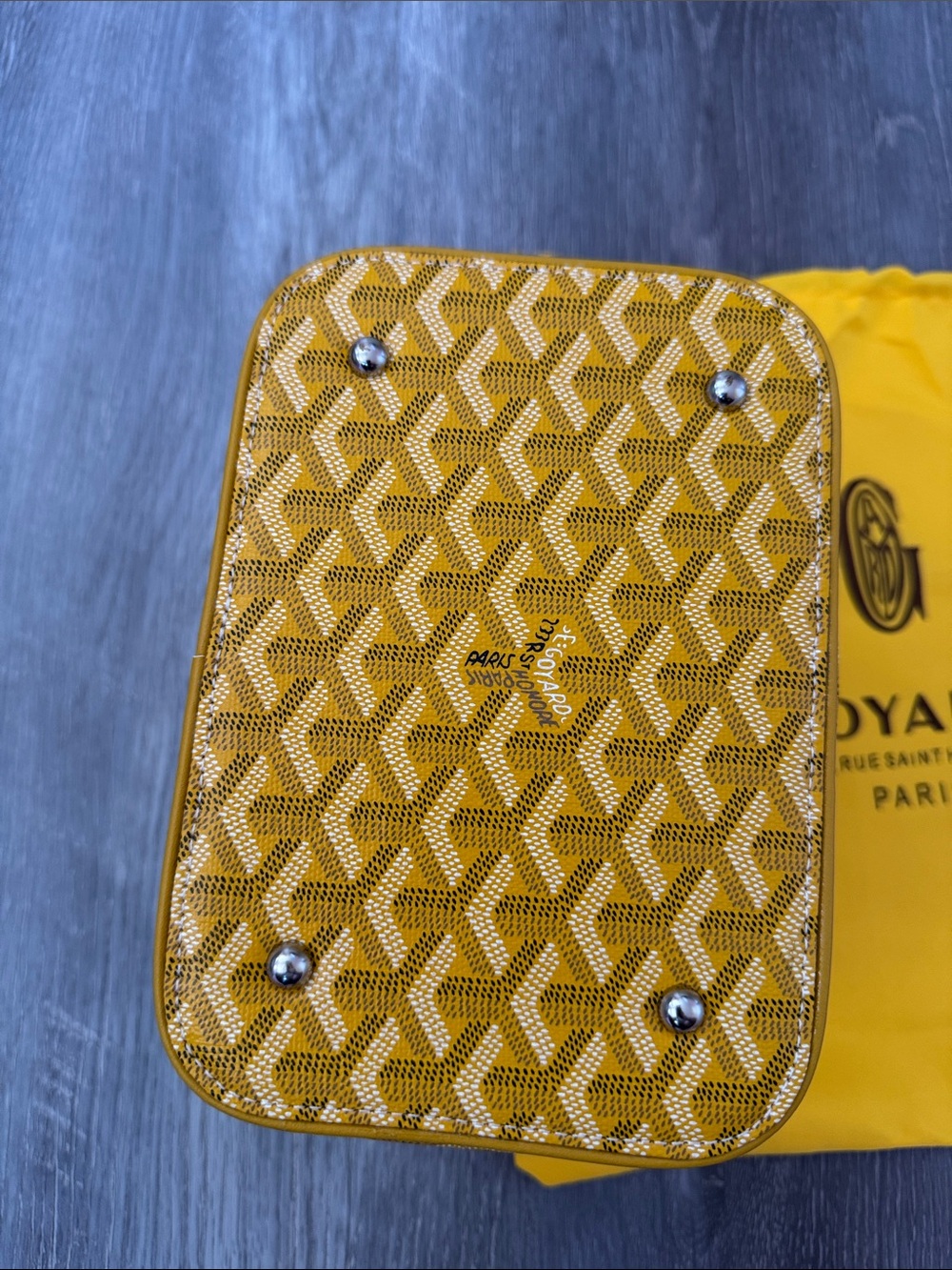 Source Unknown Yellow Chevron Travel Vanity Case - Picture 6 of 11